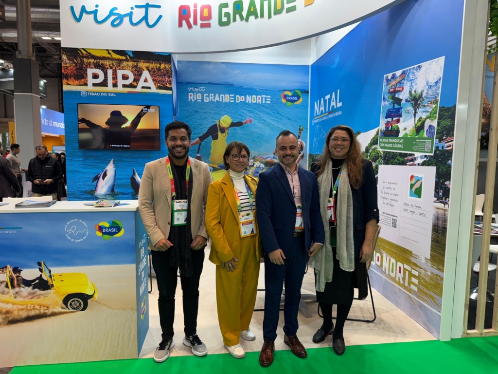 Time da Emprotur na maior feira de Turismo do Mundo
