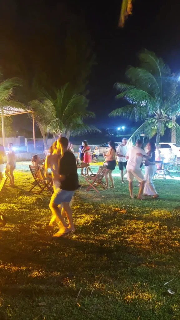 forro na frente da pousada cacimbinhas