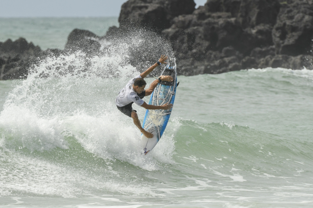Israel Junior
