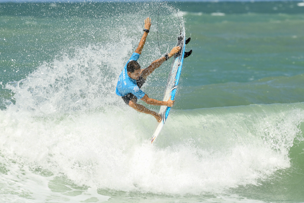 Israel Junior_CircuitoBancoDoBrasilDeSurfe_Dia5_MarcioDavidPhoto0039