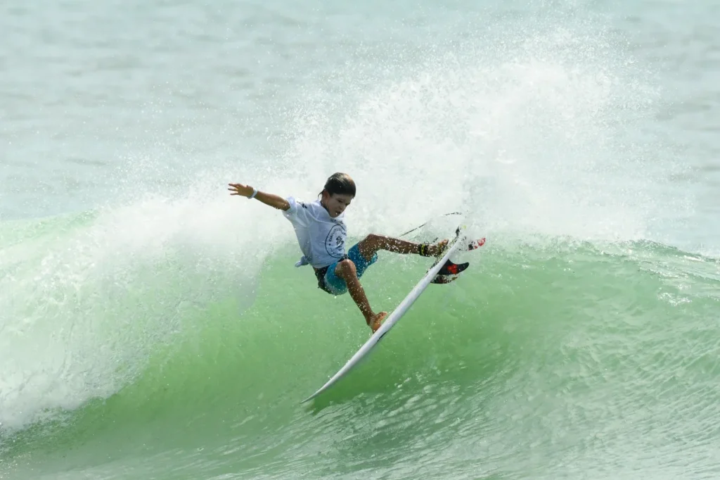 Narciso Inacio_CircuitoBancoDoBrasilDeSurfe_Dia1_MarcioDavidPhoto00046