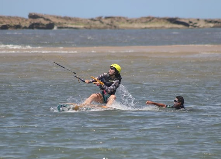 Kite em Barra do Cunhau foto Kite Master