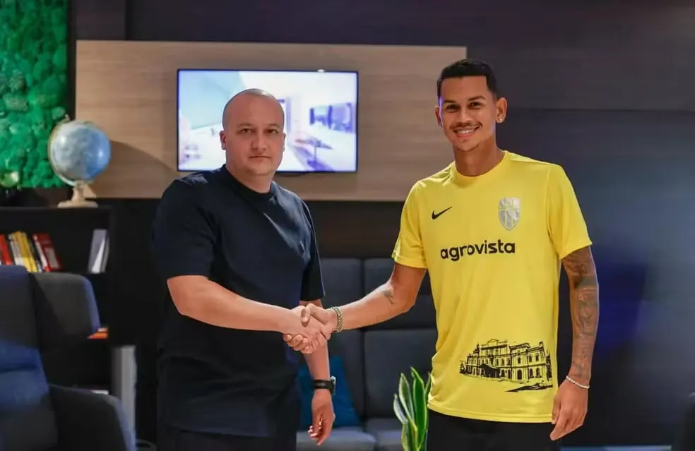Ex-Cruzeiro, Fernando Henrique assina com clube da Ucrânia Foto Divulgação