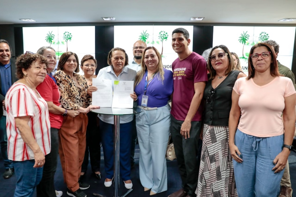 fatima bezerra e autoridades
