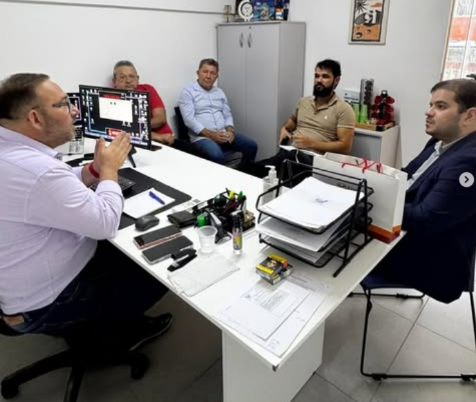 reunião com secretario de tibau do sul e bnb