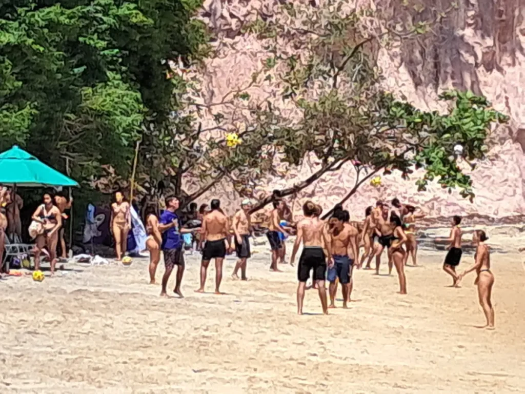 Altinha na Praia da PIpa