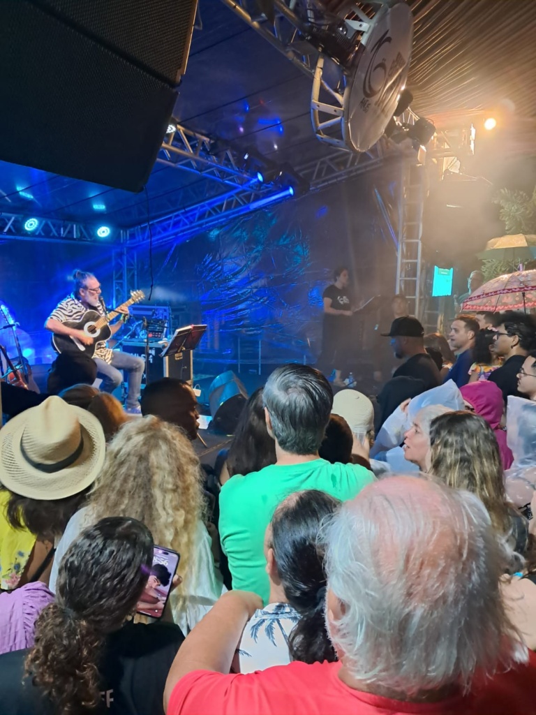 Lobão no palco do Fest Bossa & Jazz Pipa 