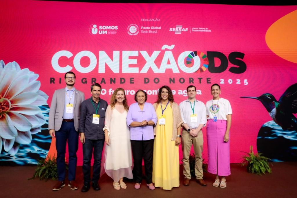 autoridades em evento