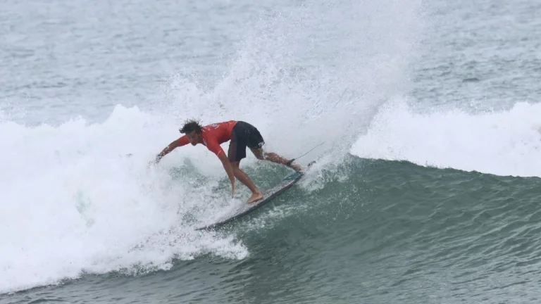 Rafael Barbosa foto WSL Lima Junior