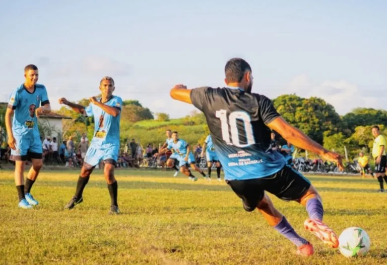 TORNEIO DA INDEPENDÊNCIA AGITA GOIANINHA Foto reprodução